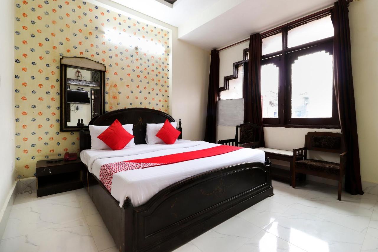 OYO 40431 Hotel Amar Prem Lucknow Buitenkant foto