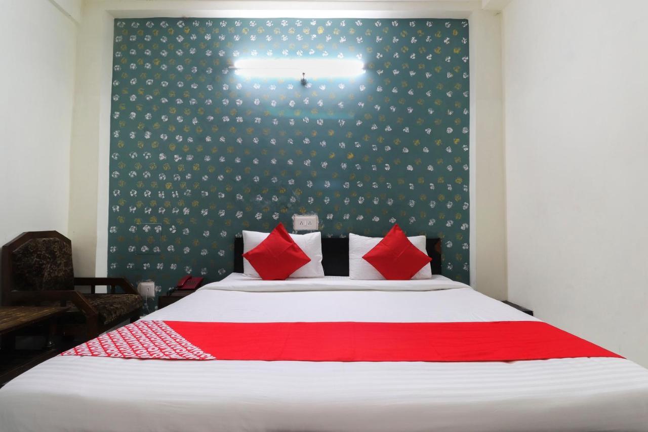 OYO 40431 Hotel Amar Prem Lucknow Buitenkant foto
